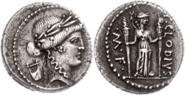 P. Clodius M. F. Turrinus, Denar (3,69g), 42 V. Chr., Rom. Av: Apollokopf Nach Rechts, Dahinter Lyra. Rev: Diana... - République (-280 à -27)