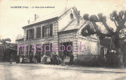 60 - VAUMOISE - La Gare - Vue Exterieure 1905 - 2 Scans - Vaumoise