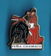 PIN´S //  **  PEÑA CHAMACO ** - Bullfight - Corrida