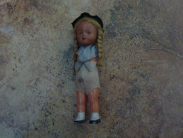 POUPEE ANCIENNE A CLE MADE IN GERMANY - Puppen