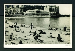 WALES  -  Llandudno  The Sands  Unused Vintage Postcard - Denbighshire