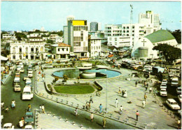 Lagos - Tinubu Square - & Old Cars - Nigeria