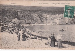 Cp , 76 , YPORT , La Plage Et La Falaise D'Aval - Yport