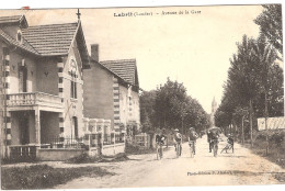 CPA Labrit  Avenue De La Gare 40 Landes Marquise Du Dresnay - Labrit