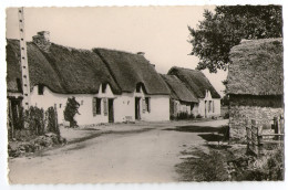 CPA   44     SAINT JOACHIM      VIEILLES MAISONS DE LA GRANDE BRIERE - Saint-Joachim