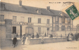 10- MAILLy LE CAMP - ECOLE PRIMAIRE - MAIRIE - Mailly-le-Camp