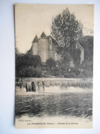 CPA "La Trimouille - Château De La Rivière" - La Trimouille