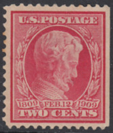 !a! USA Sc# 0368 SINGLE W/ Right Cut (without Gum) -Abraham Lincoln, Centenary Of Birth - Neufs