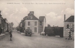 53 - GORRON -  Un Coin De La Place - Rue Corbeau - Paris Et Route D´Ambrières Le Grand - Gorron