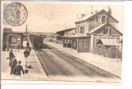 WIMEREUX     La Gare ,train (sur Le Mur WIMILLE WIMEREUX )  LL 157 - Autres & Non Classés
