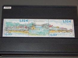 St.Pierre & Miquelon - 2001 Landscapes Strip MNH__(TH-12923) - Nuovi