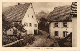 CPA - LAPOUTROIE (68) - Vue De L'entrée Du Bourg Et Du Vieux Pont Dans Les Années 30 - Lapoutroie