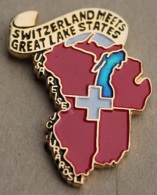 SWITZERLAND MEETS FRAT LAKE STATES - USA  - DRAPEAU SUISSE - SWISS FLAG-     (ROUGE) - Associations