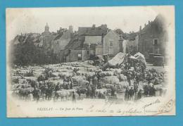 CPA 22 - Métier Maquignons Le Marché Aux Bestiaux Boeufs Jour De Foire VEZELAY 89 - Vezelay