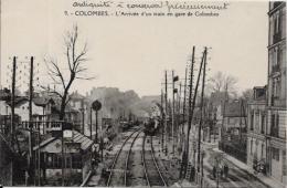 CPA Colombes Hauts De Seine Gare Train Chemin De Fer écrite - Colombes