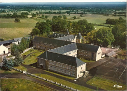 44   DERVAL  VUE  AERIENNE  COLLEGE  DE  LA  HAYE  : COURS  ET  BATIMENTS  SCOLAIRES - Derval