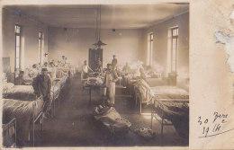 TRES BELLE CARTE PHOTO DE SALLE D HOPITAL / Dans Un Lot De Marseille / AU DOS / Je Me Trouve Bien A St Marcel ! - Saint Marcel, La Barasse, Saint Menet