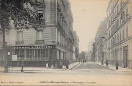 CPA Neuilly Sur Seine  Hauts De Seine Non Circulé La Poste - Neuilly Sur Seine