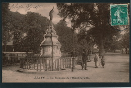 BLAYE - La Fontaine De L'Hôtel De Ville - Blaye
