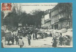 CPA Métier Marchands Ambulants La Place Du Marché FONTENAY-LE-COMTE 85 - Fontenay Le Comte