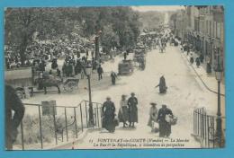 CPA 15 - Métier Marchands Ambulants Le Marché FONTENAY LE COMTE 85 - Fontenay Le Comte