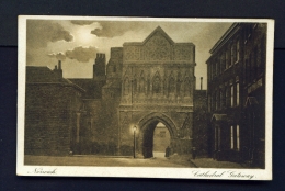 ENGLAND  -  Norwich  Cathedral Gateway  Unused Vintage Postcard - Norwich