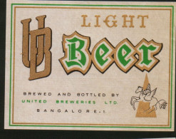 UB Light Beer (United Breweries, Bangalore - India), Beer Label From 60`s. - Bier