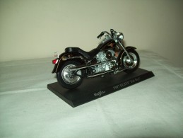 Harley Davidson (1997 FLSTF Fat Boy)  "Maisto"  Scala 1/18 - Motorcycles