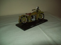 Harley Davidson (1928 JDH Twin Cam)  "Maisto"  Scala 1/18 - Motorräder