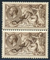 1918 Bradbury 2/6d Chocolate Brown, Vertical Pair, UM, Top Stamp Single Short Perf At Left, SG.414. (2) - Autres & Non Classés