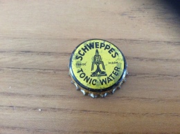 Ancienne Capsule De Soda "SCHWEPPES TONIC WATER" (intérieur Liège) Type 2 - Limonade