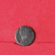 ROMAN    - COIN TO IDENTIFY    2 SCANS - (Nº14937) - Other & Unclassified