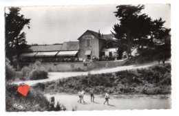 06881-LE-44-LA PLAINE-sur-MER-Le Port Giraud----------animée - La-Plaine-sur-Mer