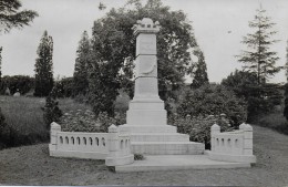 ITTRE.  VIRGINAL.  MONUMENT DES COMBATTANTS. CARTE PHOTO. - Ittre