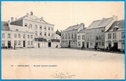 CPA Belgie Belgique - GEMBLOUX - Place St Saint-Guibert ° Phot. Bertels - Gembloux