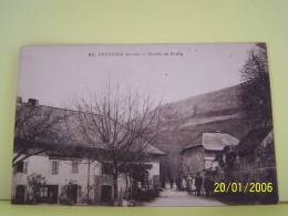 RUFFIEUX (SAVOIE) ENTREE DU BOURG. - Ruffieux