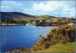 ROYAUME UNI / ECOSSE ISLE OF SKYE  General View Of The Town From The North Shore Of Loch Portree - Ross & Cromarty
