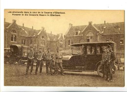 17177  - Les Allemands Dans La Cour De La Caserne D'Etterbeek - Etterbeek