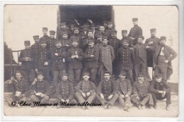 UN REGIMENT - CARTE PHOTO MILITAIRE - Regimente