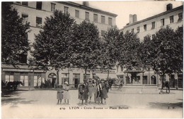 Lyon 4 (69 Rhône) Croix-Rousse - Place De Belfort - Ci-devant Place Bertone - Animée - Lyon 4