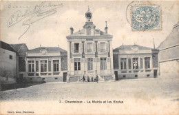 78- CHANTELOUP - LA MAIRIE ET LES ECOLES - Chanteloup Les Vignes