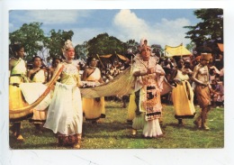 Carnival Couple With Their Attendants - Trinidad (couple Mariés Demoiselles D'honneur) - Trinidad