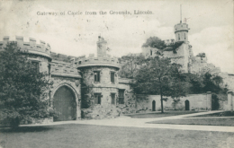 GB LINCOLN / Gateway Of Castle From The Grounds / - Lincoln