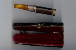 2 FUME CIGARETTES Avec Leur ETUI  Ancien - Sigarettenhouders