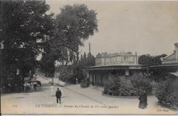 CPA Yvelines Le Vésinet Circulé Gare - Le Vésinet