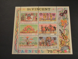ST. VINCENT -  BF 1975 CARNEVALE/COSTUMI - NUOVO(++) - St.Vincent (...-1979)