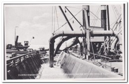 Zuiderzeewerken, Bakkenzuiger. Het Leegzuigen Van Een Met Zand Gevulde Elevatorbak - Den Oever (& Afsluitdijk)