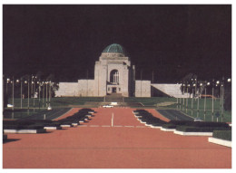 (185) Australia (postcard With Special Postmark) - ACT - Canberra Australian War Memorial At Night - Canberra (ACT)