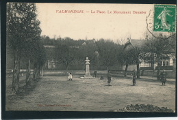 VALMONDOIS - La Place - Le Monument Daumier - Valmondois