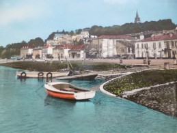 CPSM 33 Gironde Bourg Sur Gironde Vue Siur Le Port - Otros & Sin Clasificación